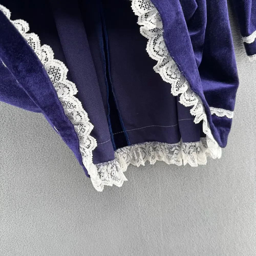 Vintage Pretty as a‎ Picture Velvet and Lace Little Girls Dress 6X Purple White